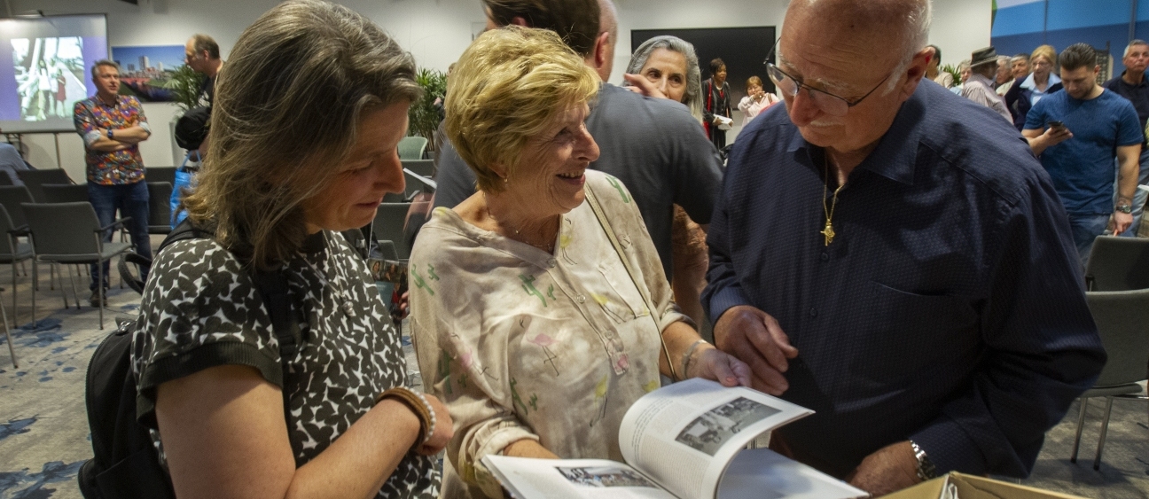 Presentatie van het boek Spijkenissers van Elders